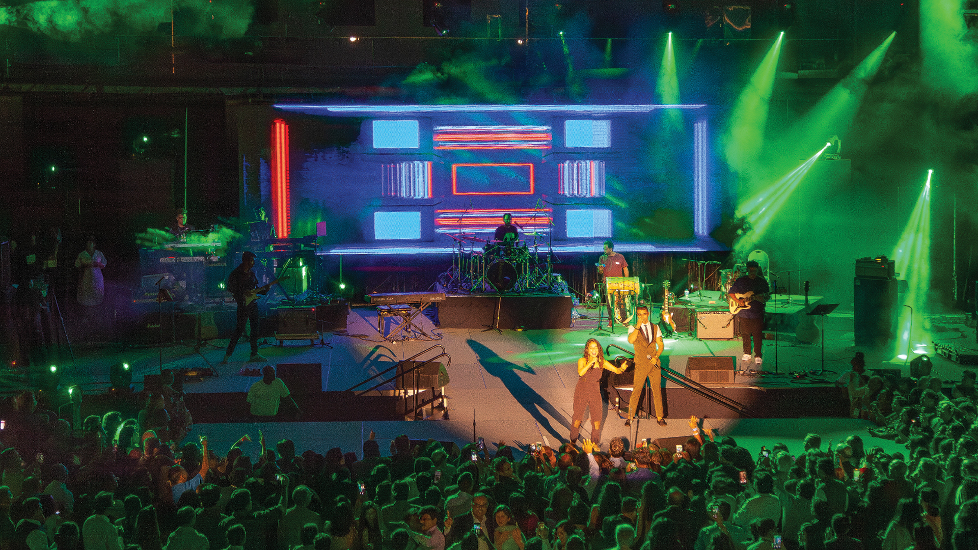 How to Achieve Stunning Visuals with LED Walls and Custom Lighting