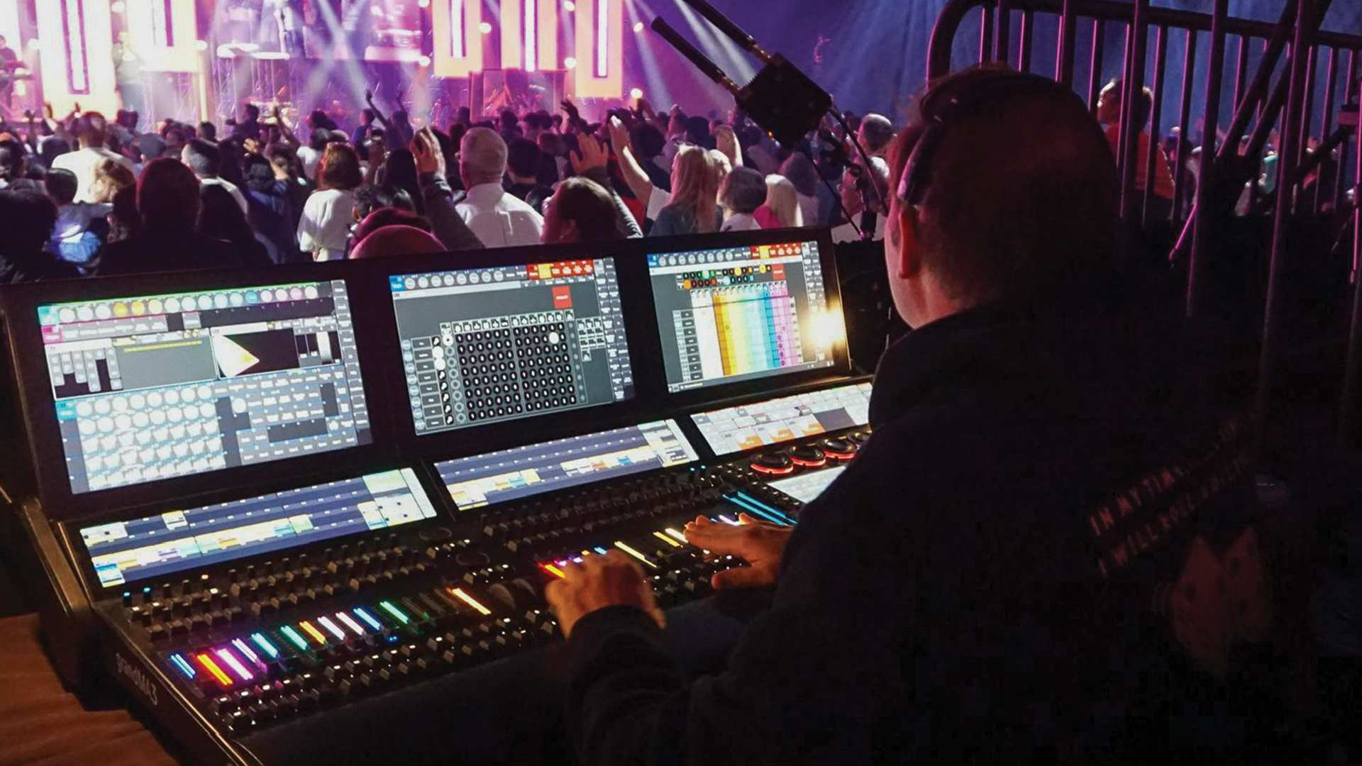 MA Lighting Programming Techniques Behind 1,000+ Multi-Day Concert Series