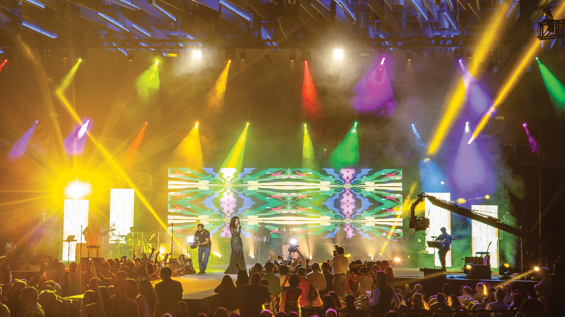 The Role of Dynamic Lighting in Live Performances